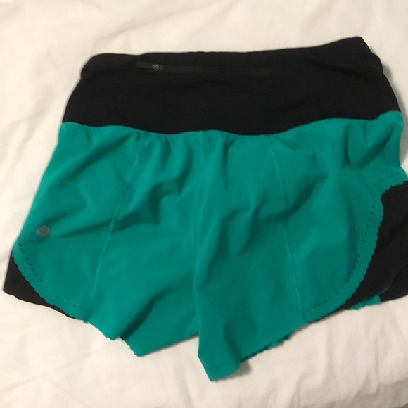 lulu lemon shorts - Picture 3 of 5